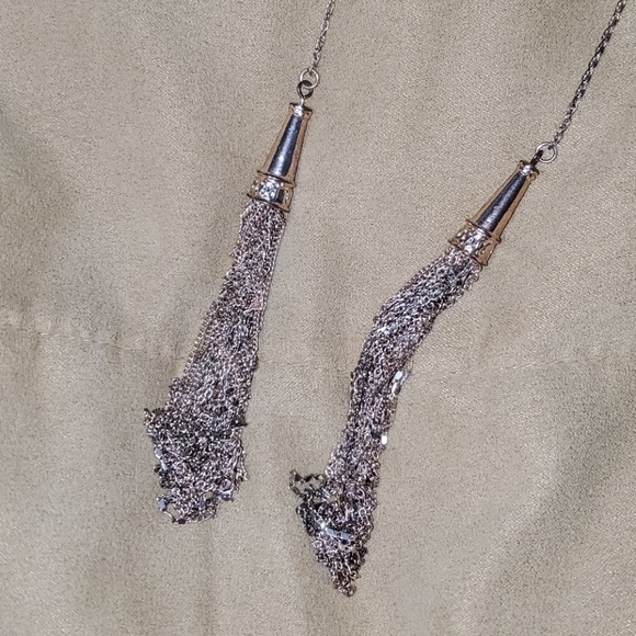 Rose gold tassel necklace - Picture 2 of 2